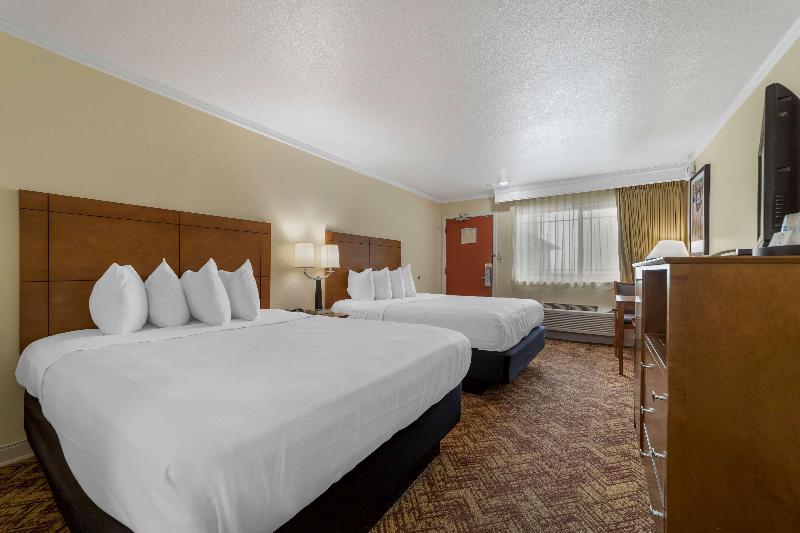 Best Western Plus Northwoods Inn image