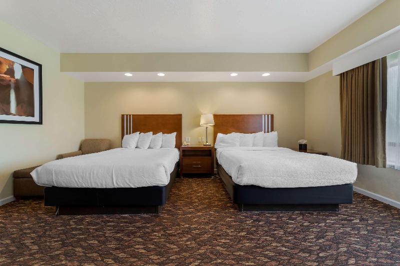 Best Western Plus Northwoods Inn image