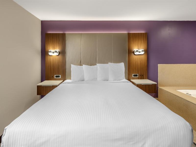 Best Western Airport Plaza LAX Airport LA Stadium image