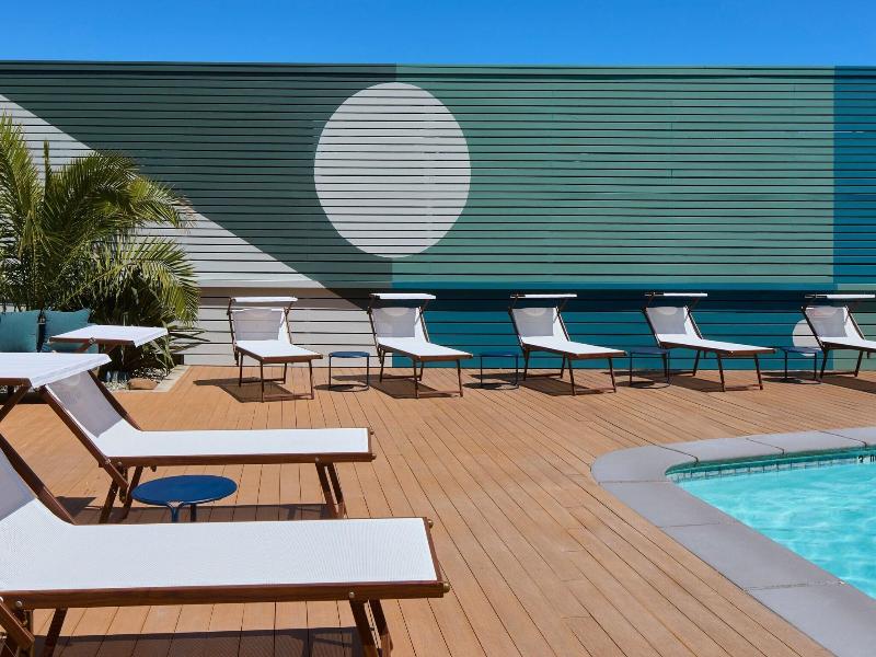 Monterey Beach Hotel, a Tribute Portfolio Hotel image