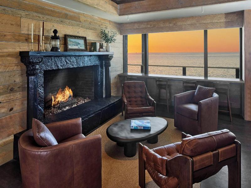 Monterey Beach Hotel, a Tribute Portfolio Hotel image