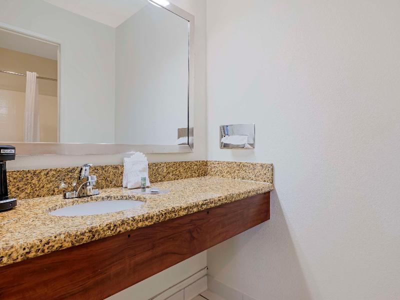 Best Western Santee Lodge image