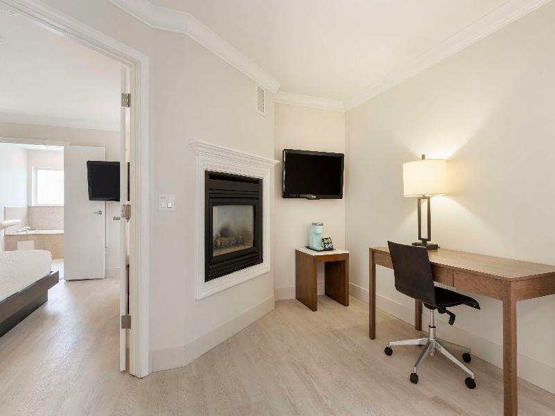 Best Western Plus All Suites Inn image