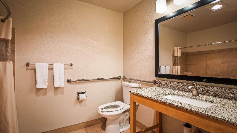 Best Western Plus Executive Inn & Suites image