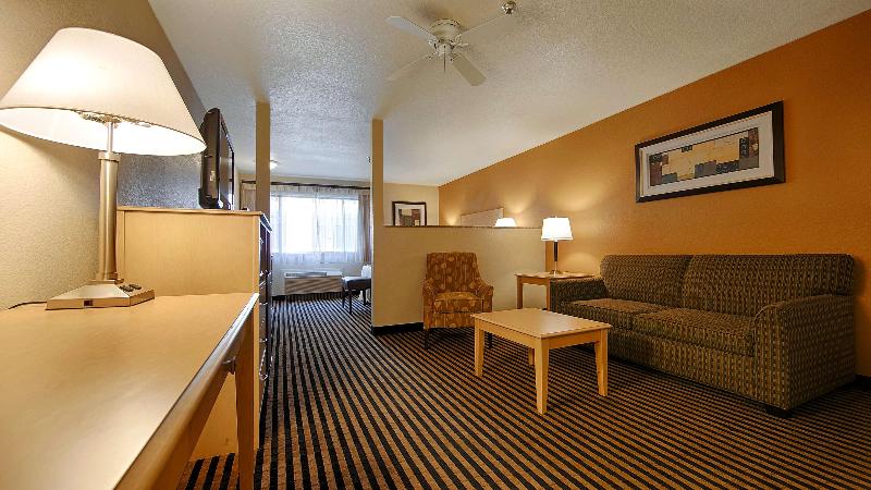 Best Western Plus Executive Inn & Suites image