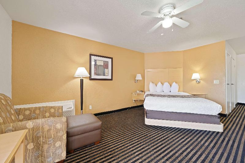 Best Western Plus Executive Inn & Suites image