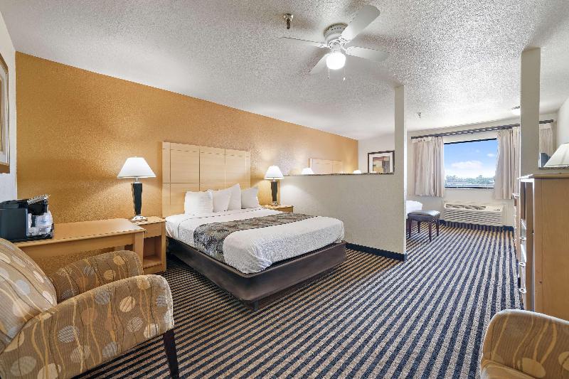 Best Western Plus Executive Inn & Suites image