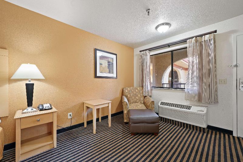 Best Western Plus Executive Inn & Suites image