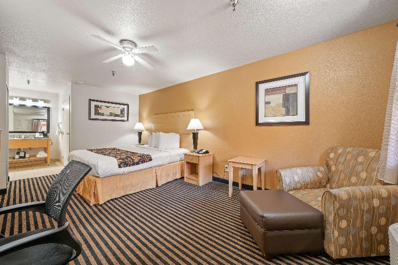 Best Western Plus Executive Inn & Suites image