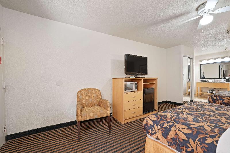 Best Western Plus Executive Inn & Suites image