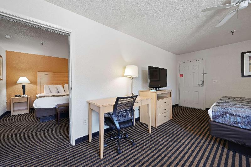 Best Western Plus Executive Inn & Suites image
