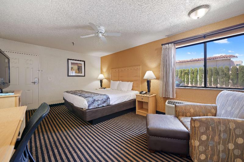 Best Western Plus Executive Inn & Suites image