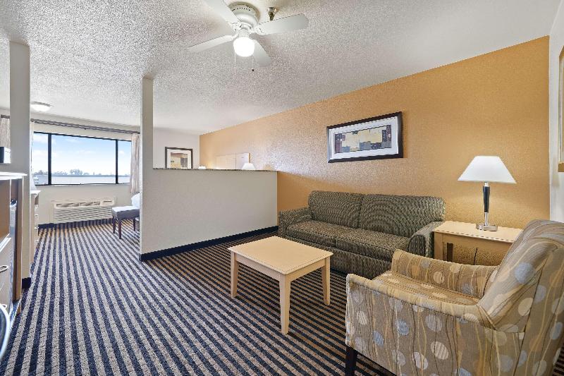 Best Western Plus Executive Inn & Suites image
