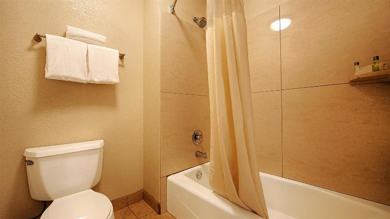 Best Western Plus Executive Inn & Suites image