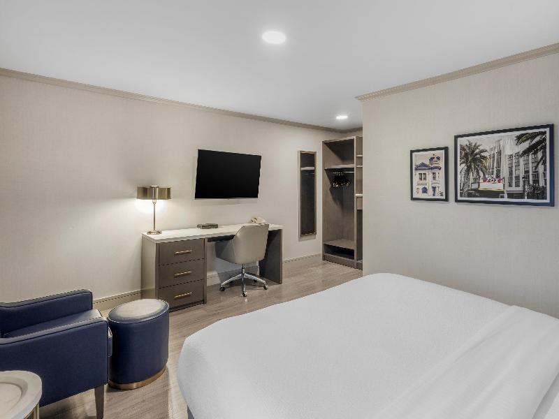 Best Western Plus Executive Suites image