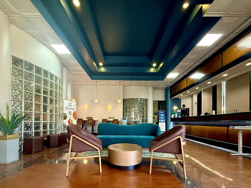 Best Western Plus Suites Hotel - Los Angeles LAX A image