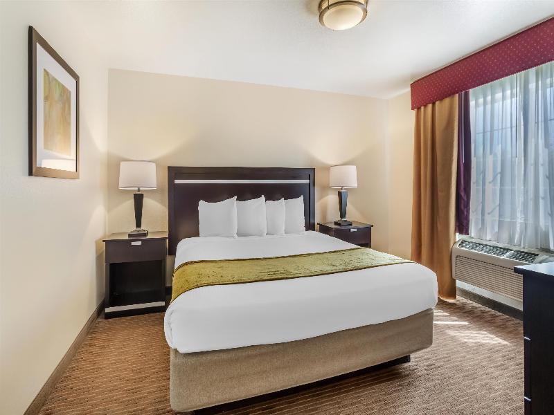 Best Western Luxury Inn image
