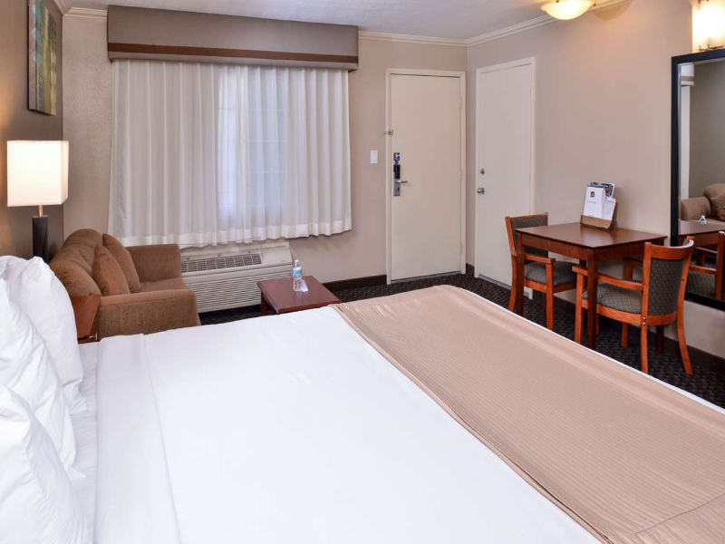 Best Western Oxnard Inn image
