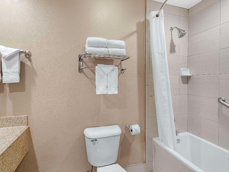 Best Western Oxnard Inn image