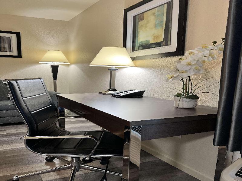 Best Western Americana image