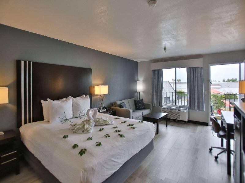 Best Western Surf City image