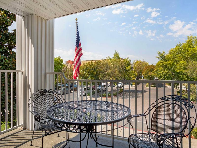 Best Western Clovis Cole image