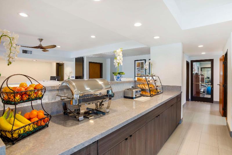 Best Western Exeter Inn & Suites image