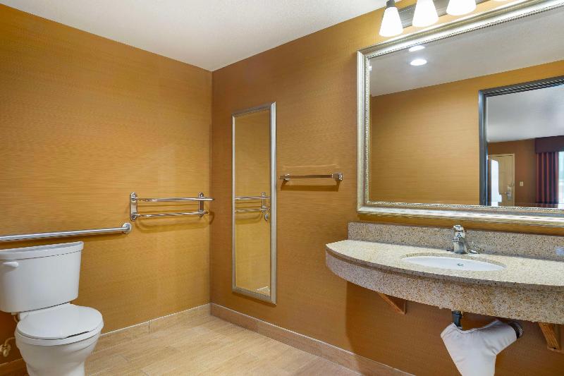 Best Western Exeter Inn & Suites image