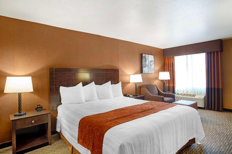 Best Western Exeter Inn & Suites image