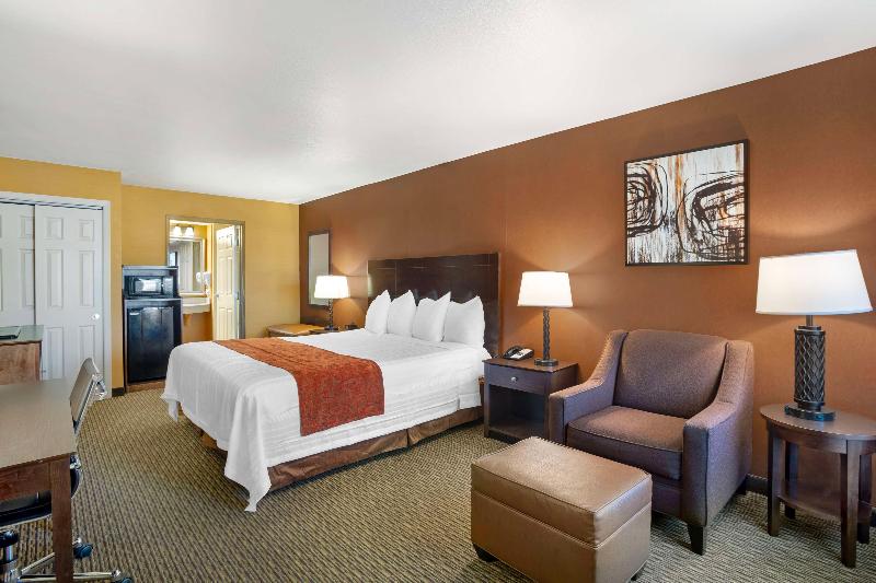 Best Western Exeter Inn & Suites image