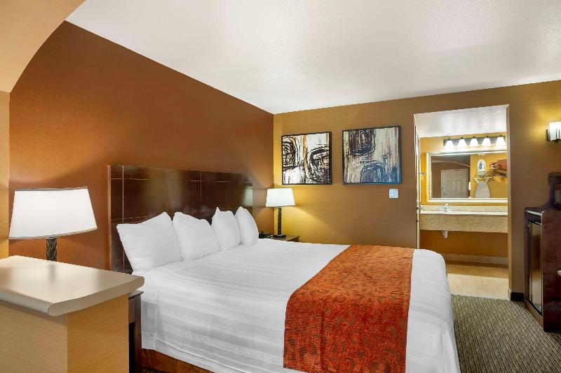 Best Western Exeter Inn & Suites image