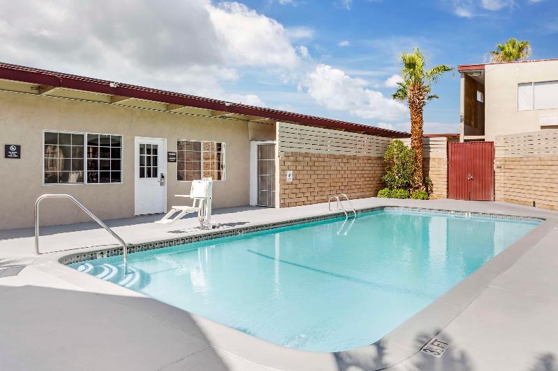 Best Western China Lake Inn image
