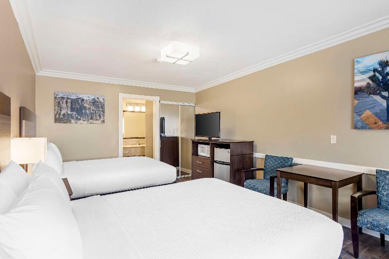 Best Western China Lake Inn image
