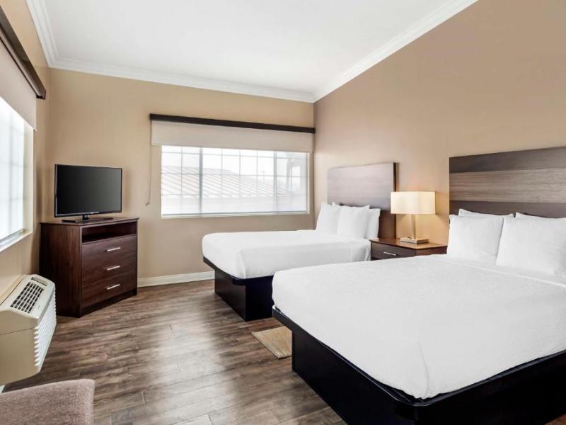 Best Western China Lake Inn image