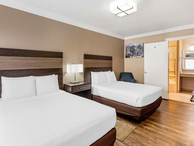 Best Western China Lake Inn image