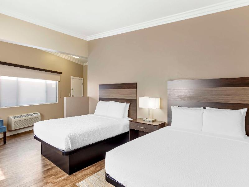 Best Western China Lake Inn image