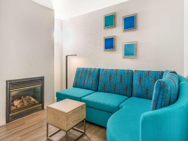 Best Western Plus Capitola By-the-Sea Inn & Suites image