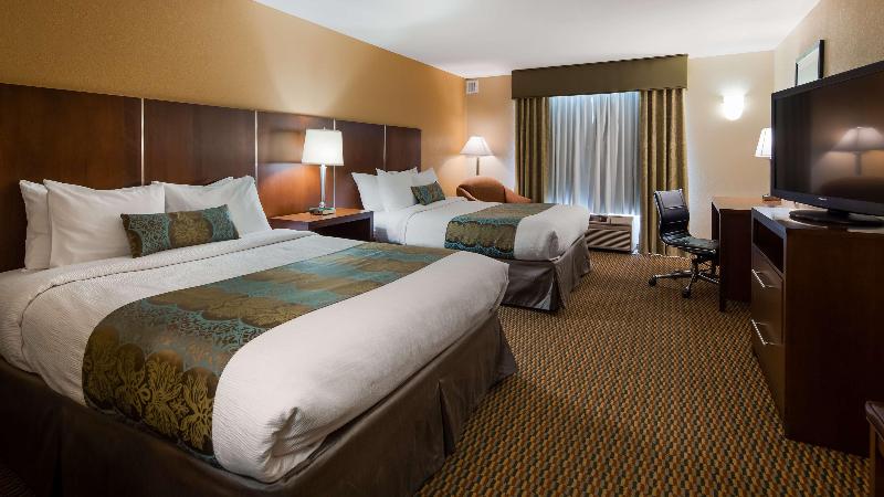 Best Western Plus Airport Inn & Suites image