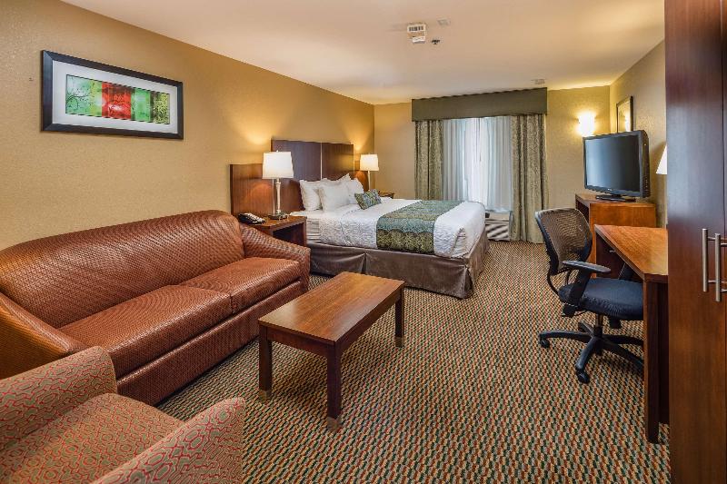 Best Western Plus Airport Inn & Suites image