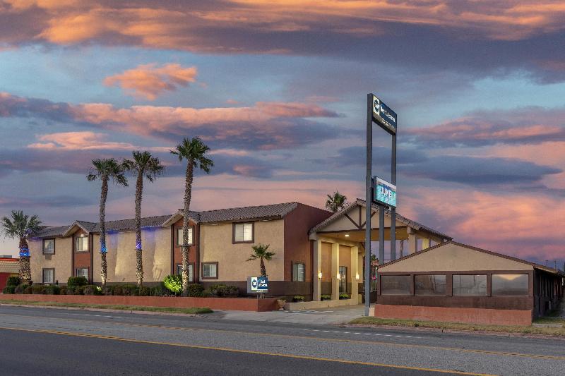 Best Western Desert Winds image