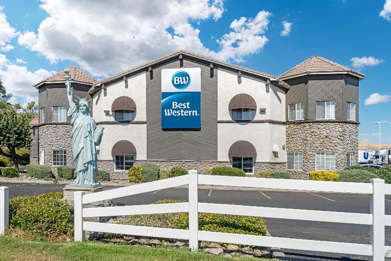 Best Western Liberty Inn image