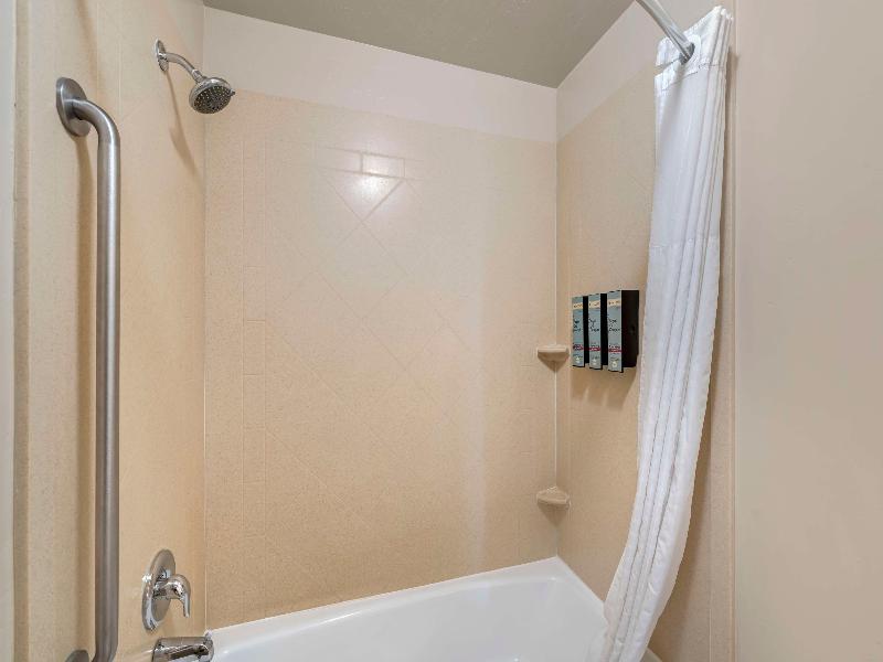Best Western Liberty Inn image