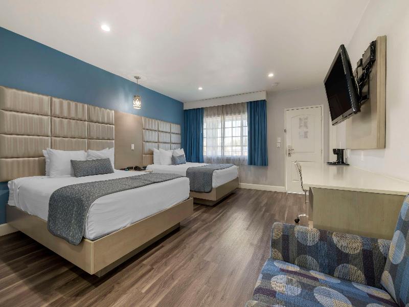 Best Western Orange Plaza image