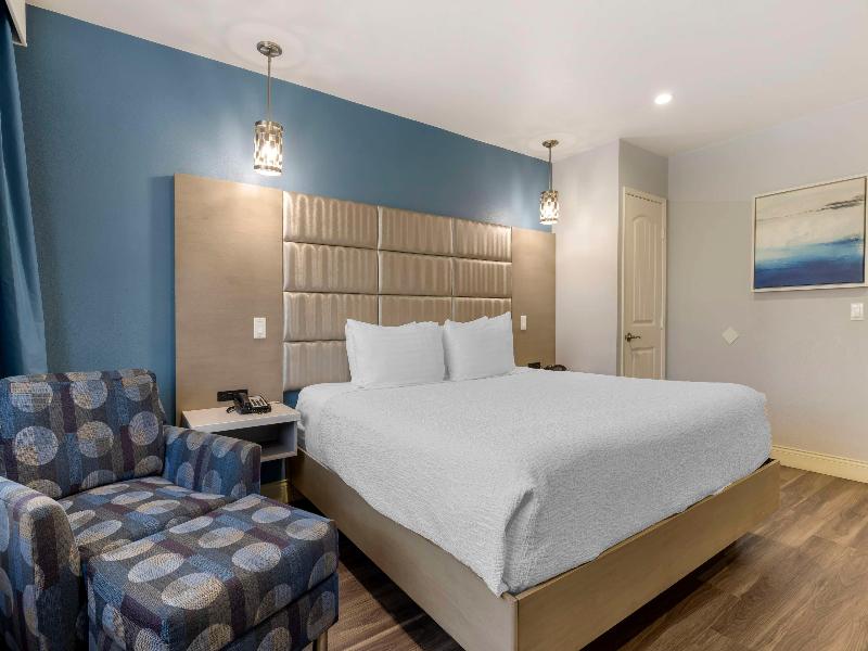 Best Western Orange Plaza image