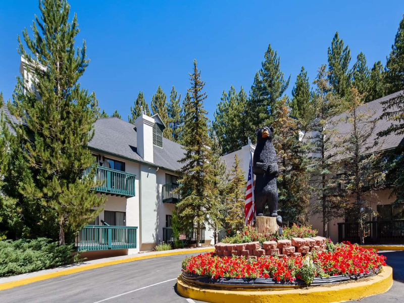 Chateau Big Bear Boutique, Bw Signature Collection — general view