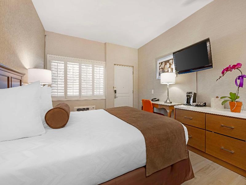 Best Western Downtown San Diego image