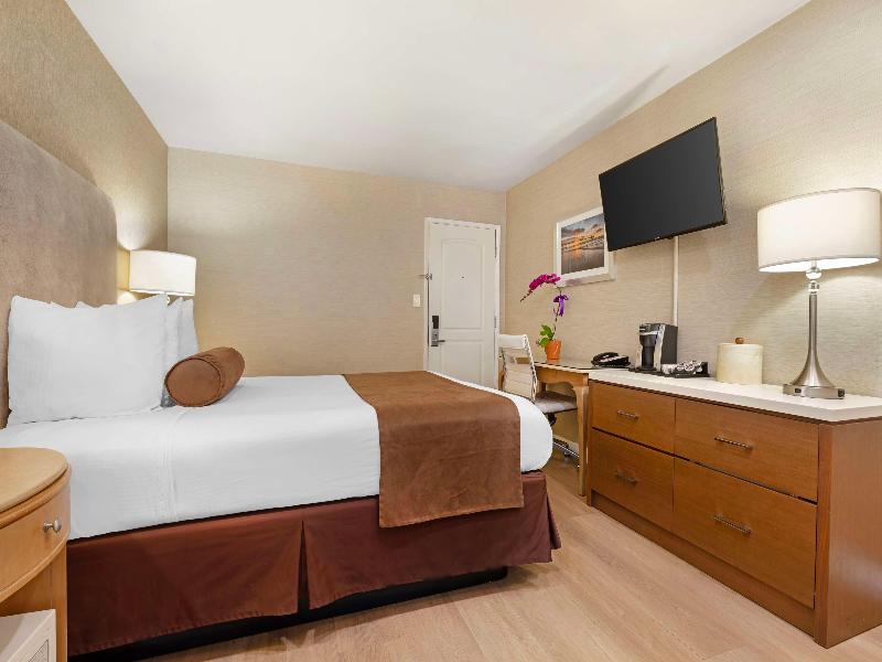 Best Western Downtown San Diego image