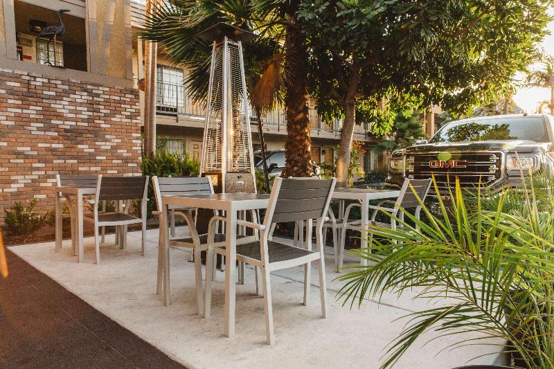 Best Western Palm Garden Inn image