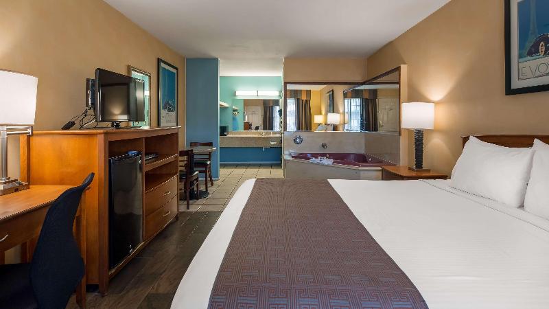 Best Western Palm Garden Inn image