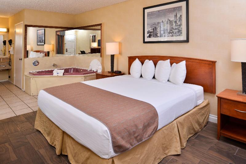Best Western Palm Garden Inn image